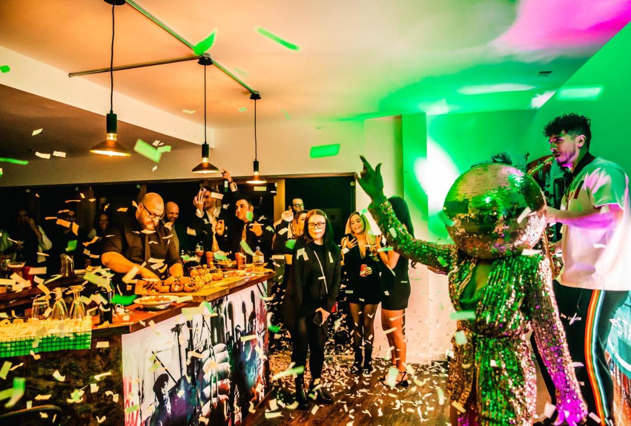 The Bling Hotel By Ustay Aparthotels Liverpool Extérieur photo