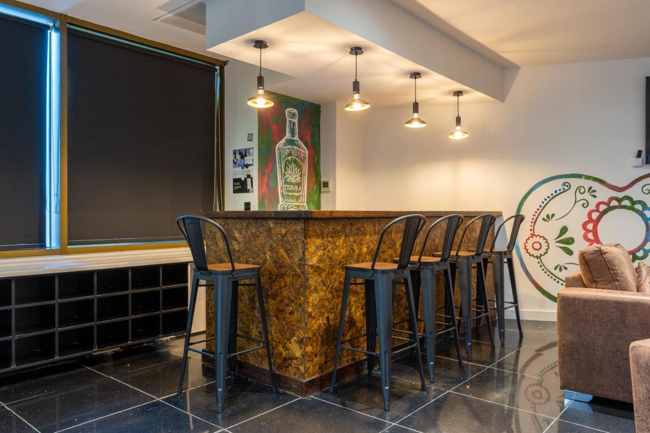 The Bling Hotel By Ustay Aparthotels Liverpool Extérieur photo