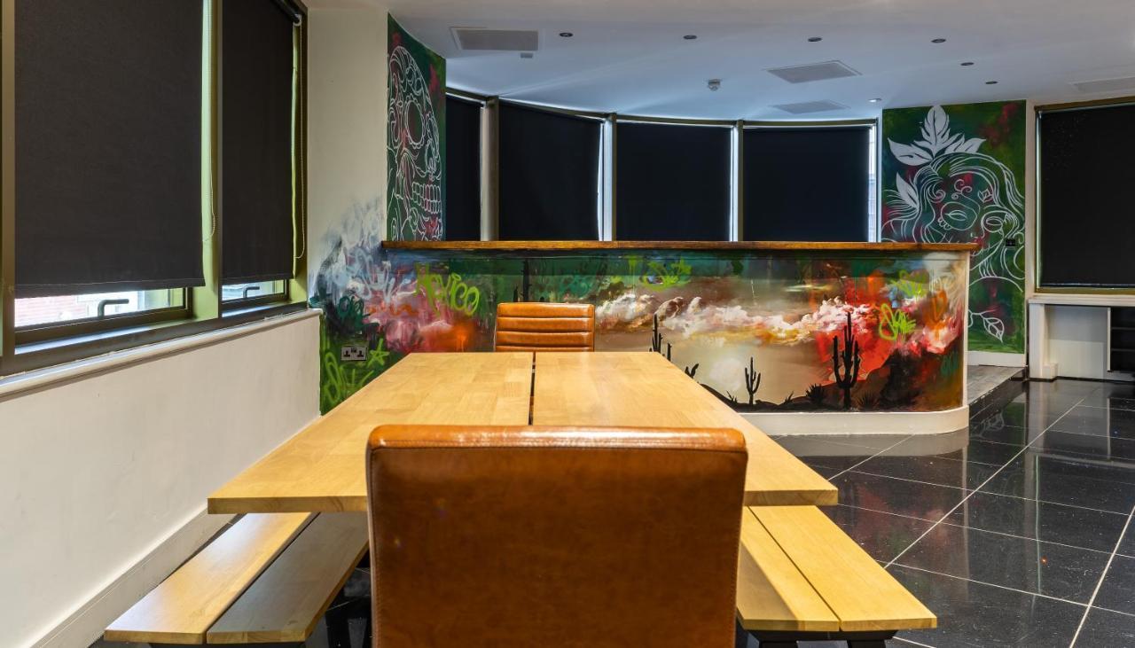 The Bling Hotel By Ustay Aparthotels Liverpool Extérieur photo